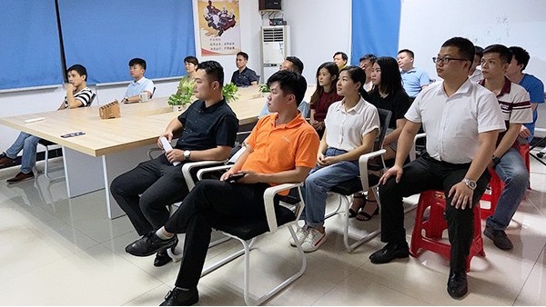 知行合一-口罩定型棉厂家读书会
