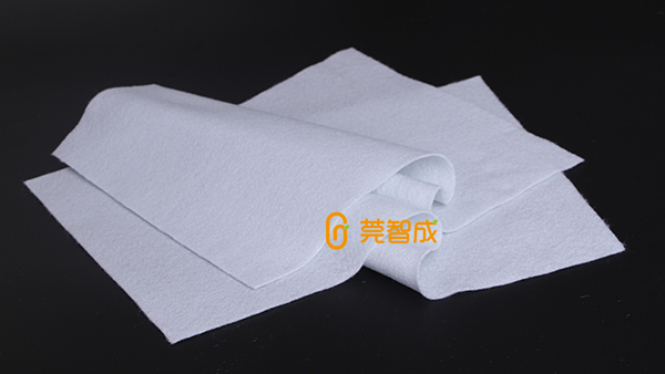 如何提高涤纶针刺无纺布强度？