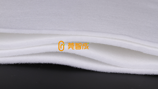 耐高温针刺棉是用什么材质制成的？